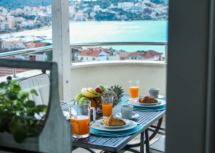 Lägenhet Penthouse Sunset Bay Trogir